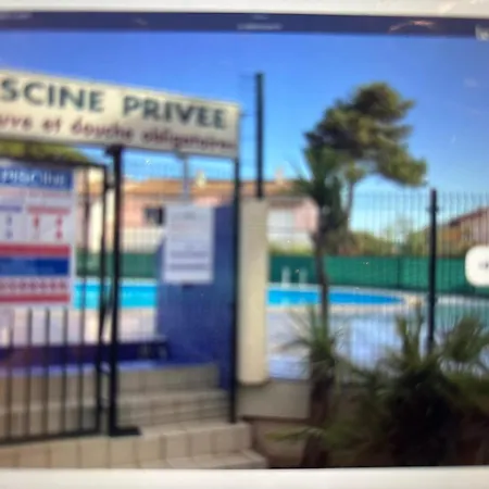 Rez De Jardin Apartment *